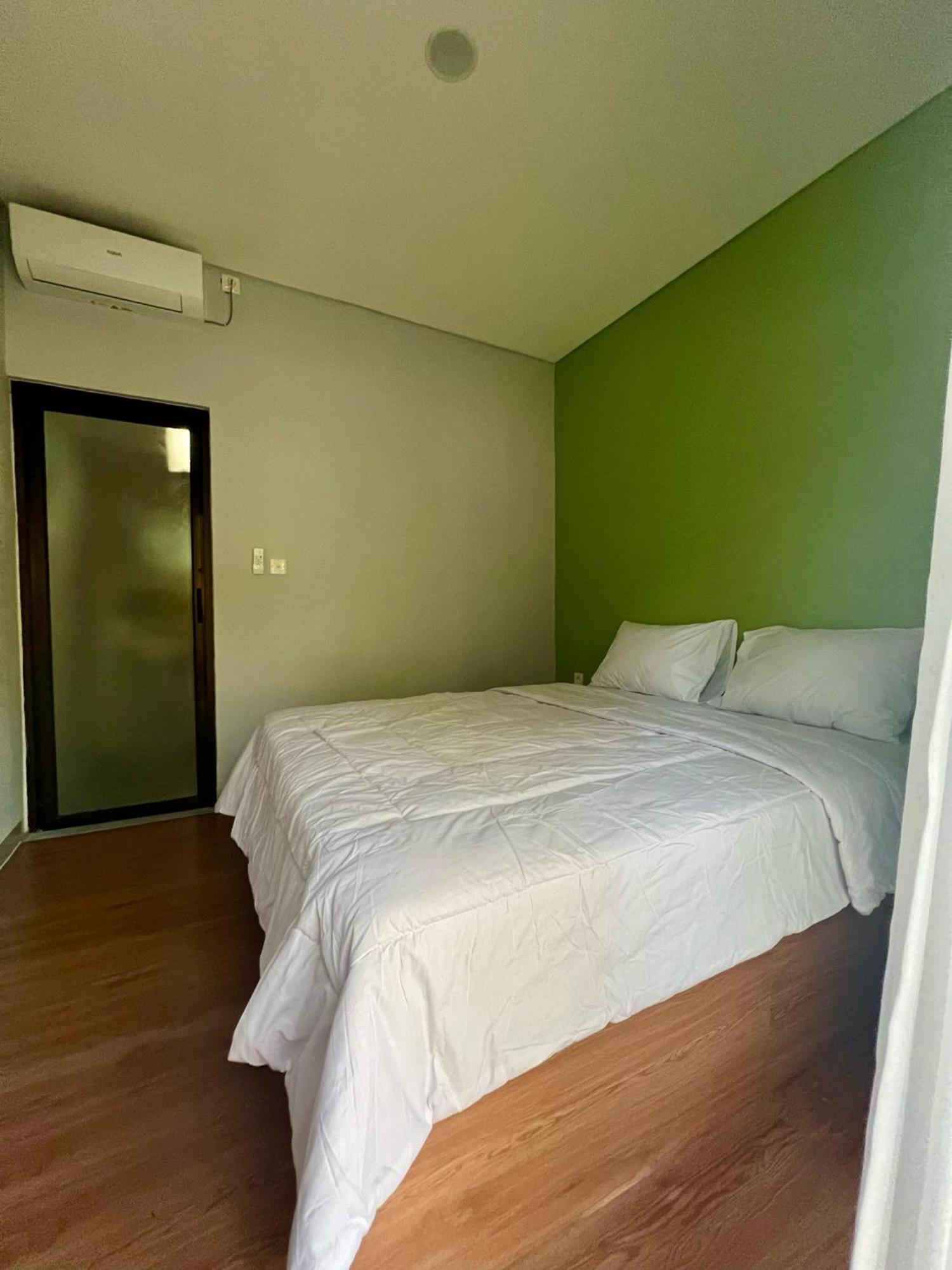 Makarma Resort Lombok Senggigi Exterior photo